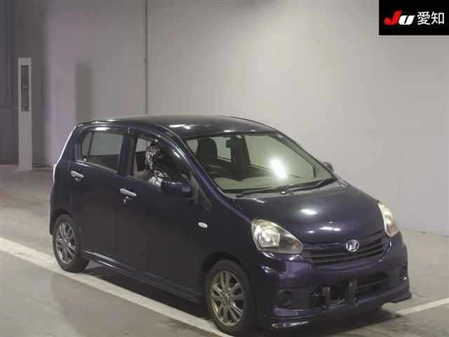 35214 DAIHATSU MIRA E S LA300S 2015 г. (JU Aichi)